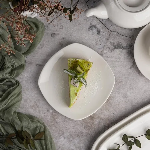 Тарелка 16,5*16,5 см h1,5 см квадратная с кругл. краем белая фарфор P.L. Proff Cuisine [1]