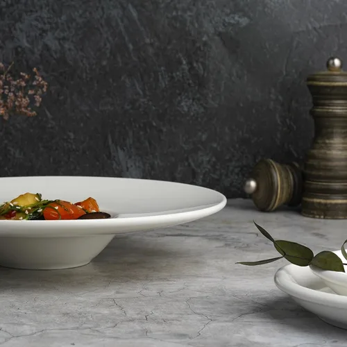 Тарелка глубокая 100 мл d 24/10 см h4 см для пасты белая фарфор P.L. Proff Cuisine [6]