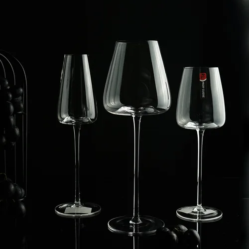 Бокал для вина 335 мл "Vega" d 7,9/5,6 см h24 см P.L. - BarWare [6]