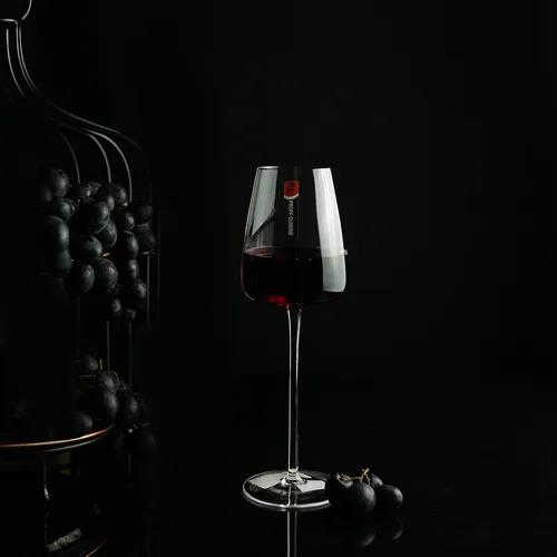 Бокал для вина 335 мл "Vega" d 7,9/5,6 см h24 см P.L. - BarWare [6]