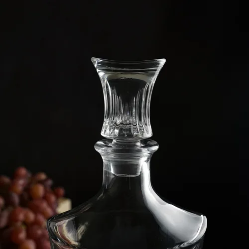 Графин  0,75 л штоф с крышкой Aura h30 см стекло P.L. - BarWare [1]