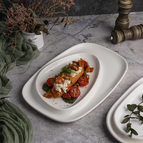Блюдо овальное 32*21 см h2,5 см с бортом Asymmetry белое фарфор P.L. Proff Cuisine [3]