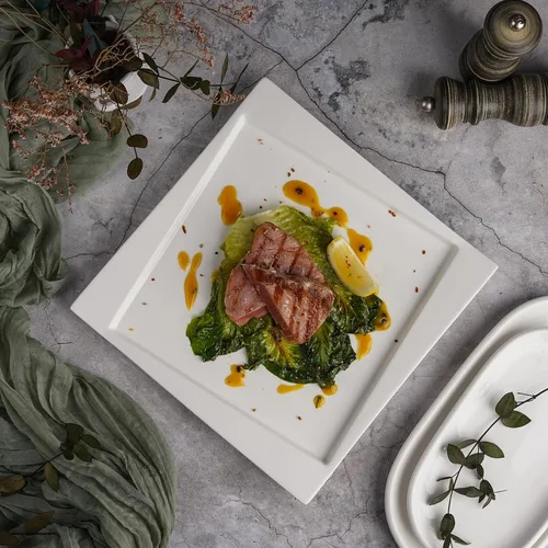 Тарелка 26,3*26,3 см h2 см квадратная смещенное дно Asymmetry белая фарфор P.L. Proff Cuisine [6]