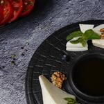 Блюдо круглое d 25 см c емкостью для соуса Black Raw Stellar P.L. Proff Cuisine [1]