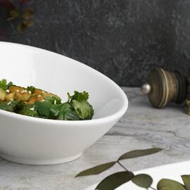 Салатник 200 мл d 17,5 см h8,5/4,5 см скошенный белый фарфор P.L. Proff Cuisine [4]