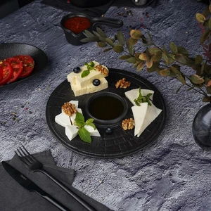 Блюдо круглое d 25 см c емкостью для соуса Black Raw Stellar P.L. Proff Cuisine [1]
